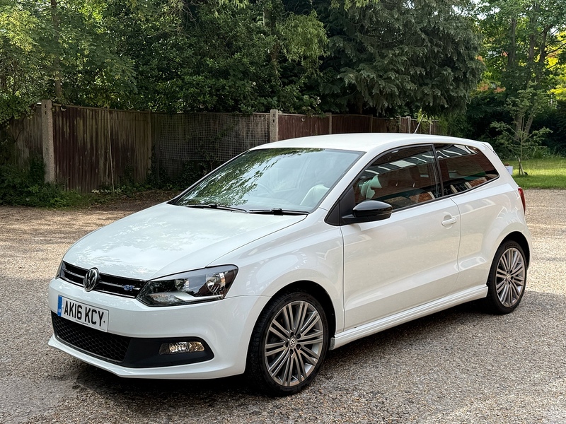Volkswagen Polo 1.4 TSI BlueMotion Tech ACT BlueGT Hatchback 3dr Petrol DSG Euro 6 (s/s) (150 ps) - U10004190
