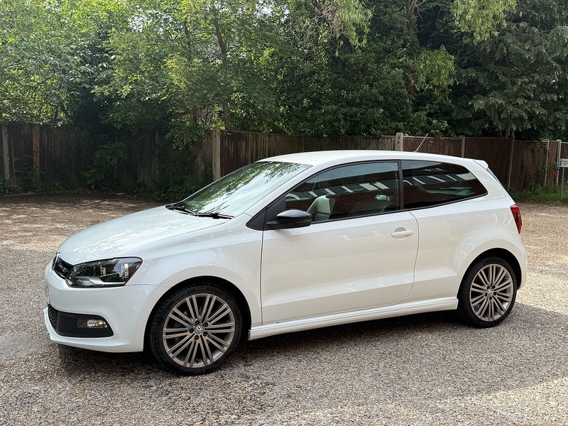 Volkswagen Polo 1.4 TSI BlueMotion Tech ACT BlueGT Hatchback 3dr Petrol DSG Euro 6 (s/s) (150 ps) - U10004190
