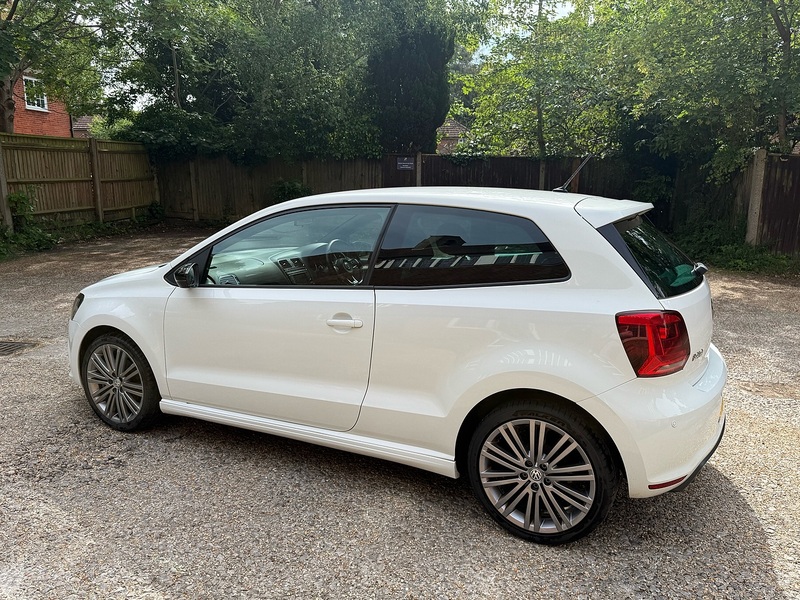 Volkswagen Polo 1.4 TSI BlueMotion Tech ACT BlueGT Hatchback 3dr Petrol DSG Euro 6 (s/s) (150 ps) - U10004190