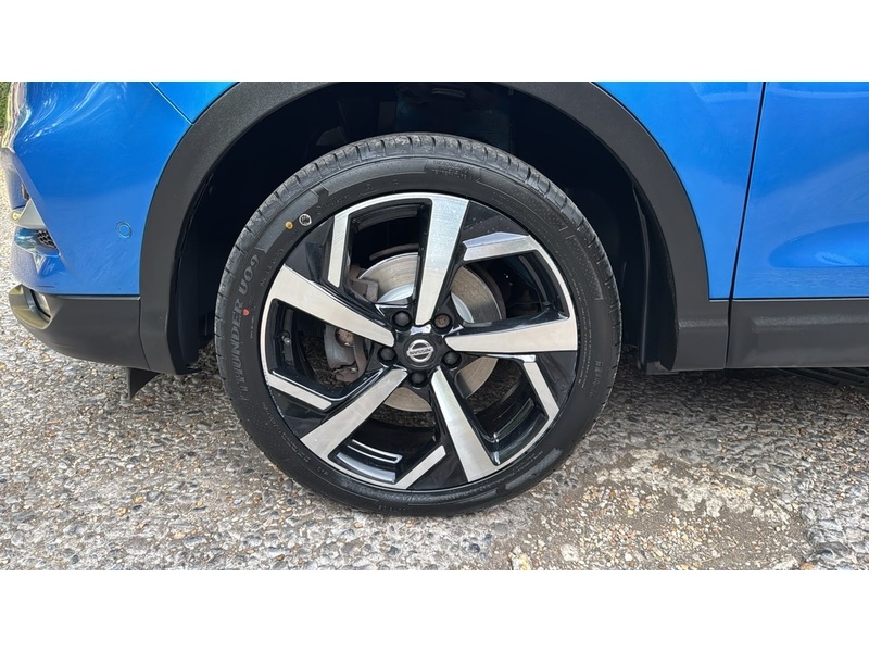 Nissan Qashqai 1.2 DIG-T Tekna SUV 5dr Petrol Manual Euro 6 (s/s) (115 ps) - U10004191