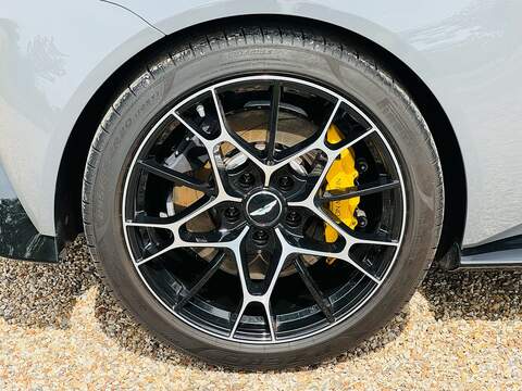 Aston Martin Vantage 4.0 V8 Coupe 2dr Petrol Manual Euro 6 (510 ps) - U10004192
