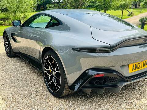 Aston Martin Vantage 4.0 V8 Coupe 2dr Petrol Manual Euro 6 (510 ps) - U10004192