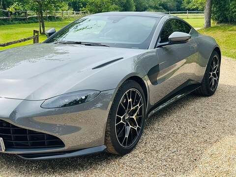 Aston Martin Vantage 4.0 V8 Coupe 2dr Petrol Manual Euro 6 (510 ps) - U10004192