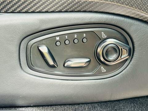 Aston Martin Vantage 4.0 V8 Coupe 2dr Petrol Manual Euro 6 (510 ps) - U10004192