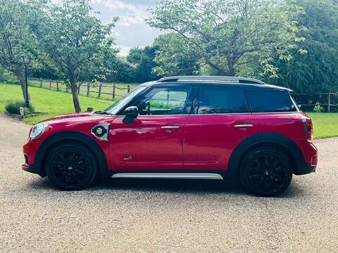MINI Countryman 1.5 7.6kWh Cooper SE SUV 5dr Petrol Plug-in Hybrid Auto ALL4 Euro 6 (s/s) (224 ps) - U10004193