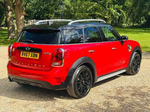 MINI Countryman 1.5 7.6kWh Cooper SE SUV 5dr Petrol Plug-in Hybrid Auto ALL4 Euro 6 (s/s) (224 ps) - U10004193