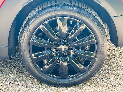 MINI Countryman 1.5 7.6kWh Cooper SE SUV 5dr Petrol Plug-in Hybrid Auto ALL4 Euro 6 (s/s) (224 ps) - U10004193