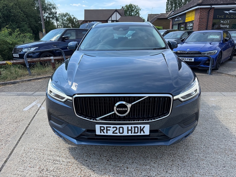 Volvo XC60 2.0 B4 MHEV Momentum SUV 5dr Diesel Hybrid Auto AWD Euro 6 (s/s) (197 ps) - U10004199