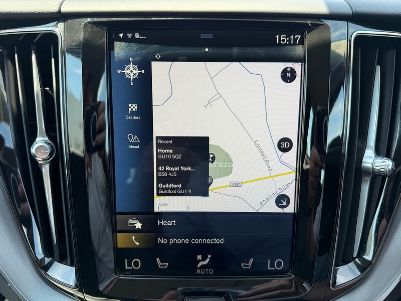 Volvo XC60 2.0 B4 MHEV Momentum SUV 5dr Diesel Hybrid Auto AWD Euro 6 (s/s) (197 ps) - U10004199