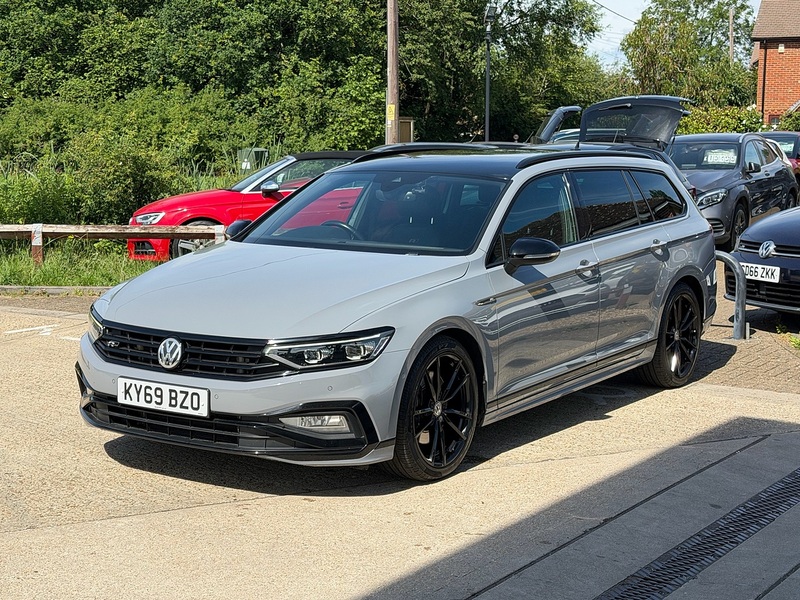 Volkswagen Passat 2.0 BiTDI R-Line Edition Estate 5dr Diesel DSG 4Motion Euro 6 (s/s) (240 ps) - U10004201