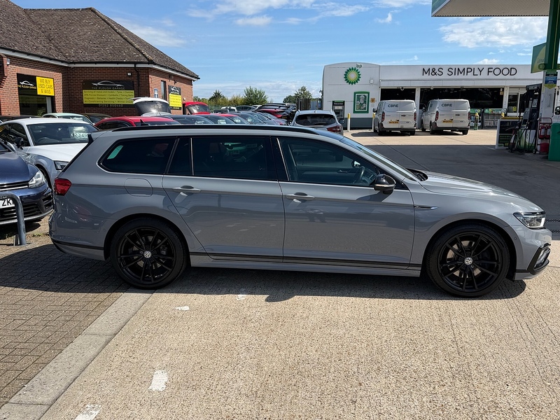 Volkswagen Passat 2.0 BiTDI R-Line Edition Estate 5dr Diesel DSG 4Motion Euro 6 (s/s) (240 ps) - U10004201