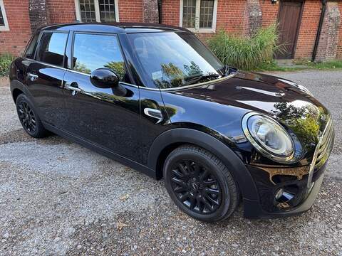 MINI Hatch 1.2 TSI FR Red Edition Sport Coupe 3dr Petrol Manual Euro 6 (110 ps)