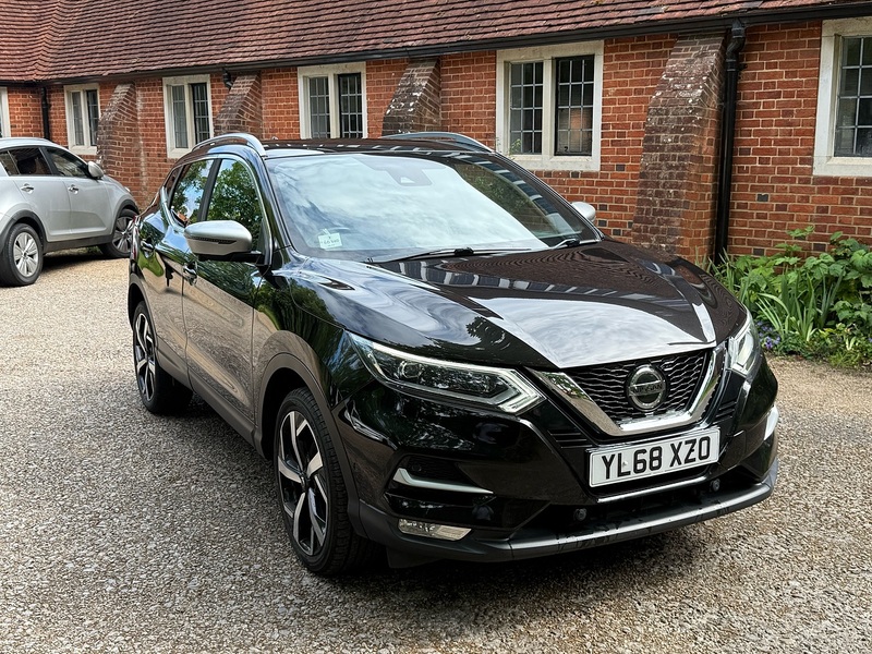Nissan Qashqai 1.3 DIG-T Tekna+ SUV 5dr Petrol Manual Euro 6 (s/s) (140 ps) - U10004214