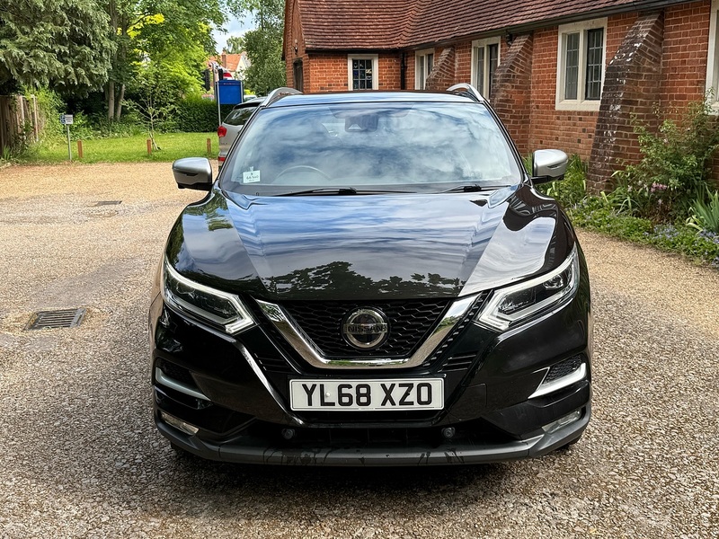 Nissan Qashqai 1.3 DIG-T Tekna+ SUV 5dr Petrol Manual Euro 6 (s/s) (140 ps) - U10004214