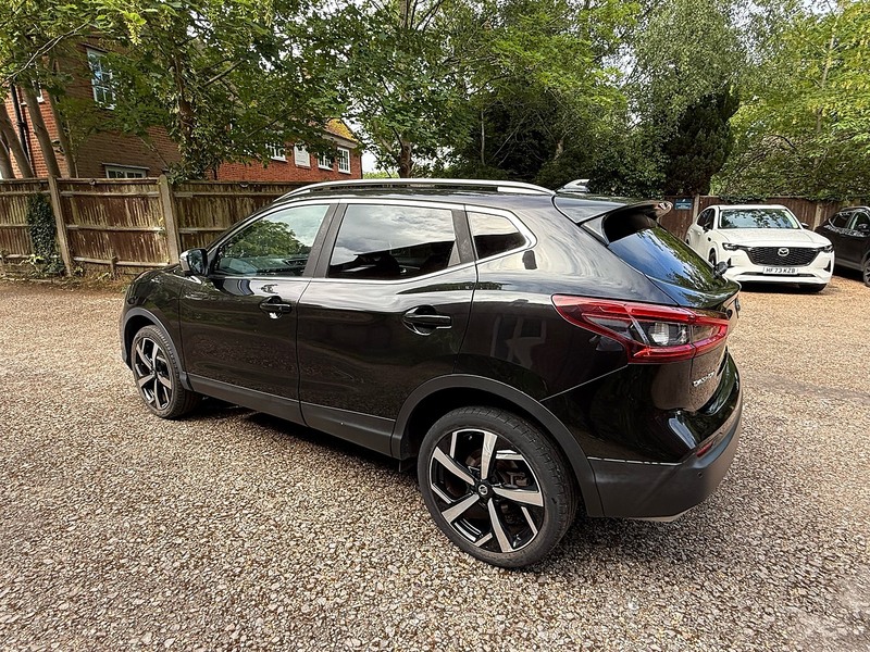 Nissan Qashqai 1.3 DIG-T Tekna+ SUV 5dr Petrol Manual Euro 6 (s/s) (140 ps) - U10004214