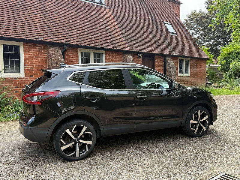 Nissan Qashqai 1.3 DIG-T Tekna+ SUV 5dr Petrol Manual Euro 6 (s/s) (140 ps) - U10004214
