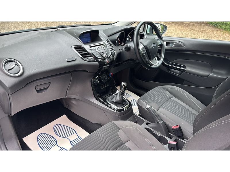 Ford Fiesta 1.25 Zetec Hatchback 3dr Petrol Manual Euro 6 (82 ps) - U10004217