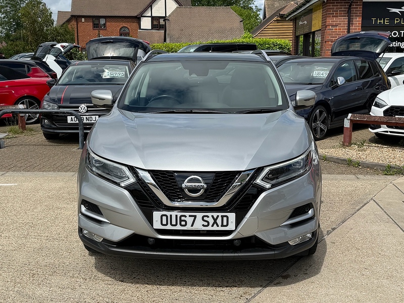 Nissan Qashqai 1.2 DIG-T Tekna SUV 5dr Petrol XTRON Euro 6 (s/s) (115 ps) - U10004220