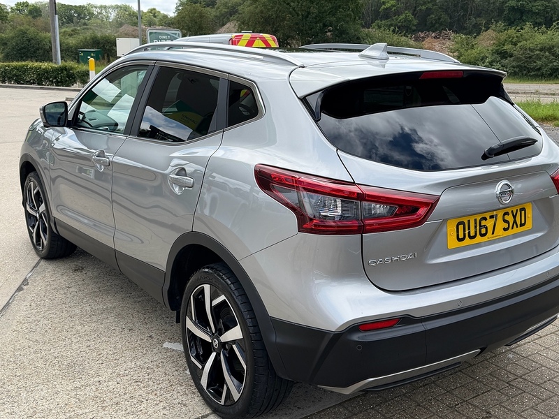 Nissan Qashqai 1.2 DIG-T Tekna SUV 5dr Petrol XTRON Euro 6 (s/s) (115 ps) - U10004220