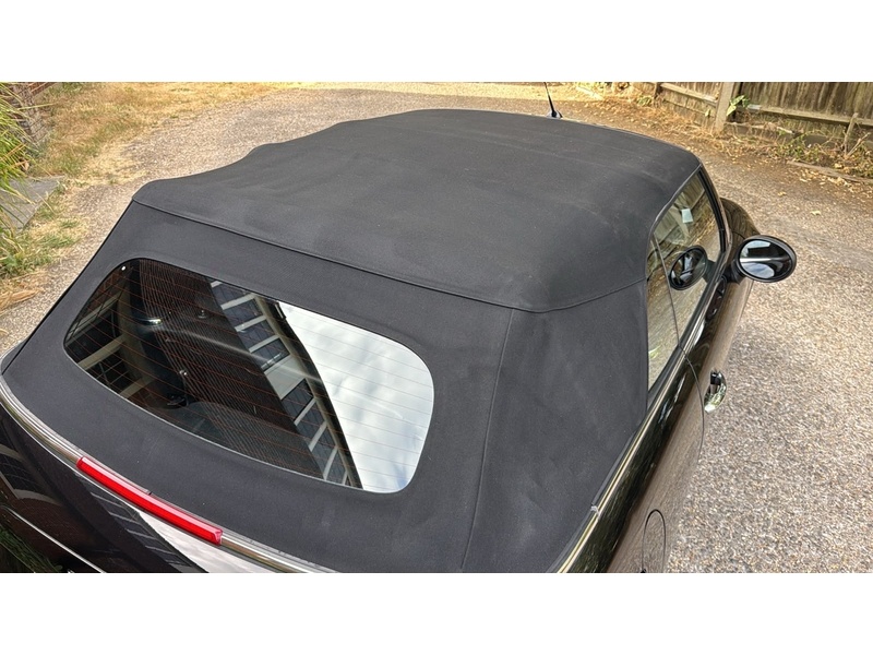 MINI Convertible 1.5 Cooper Convertible 2dr Petrol Manual Euro 6 (s/s) (136 ps) - U10004231