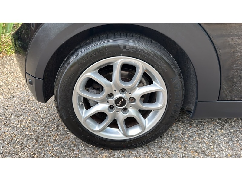 MINI Convertible 1.5 Cooper Convertible 2dr Petrol Manual Euro 6 (s/s) (136 ps) - U10004231