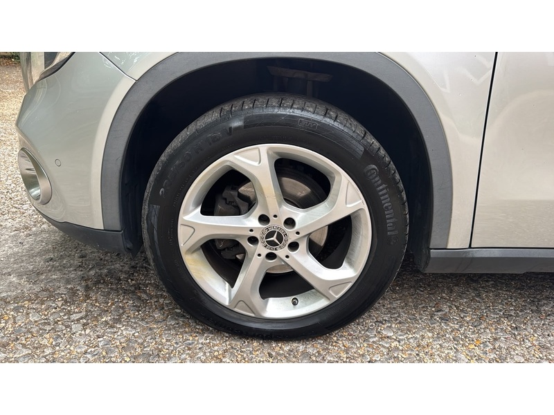 Mercedes-Benz GLA 2.1 GLA200d Sport (Premium Plus) SUV 5dr Diesel 7G-DCT Euro 6 (s/s) (136 ps) - U10004232