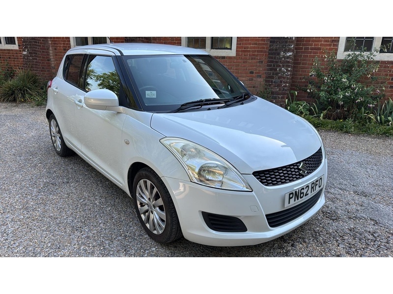 Suzuki Swift 1.2 SZ3 Hatchback 5dr Petrol Manual Euro 5 (94 ps) - U10004236