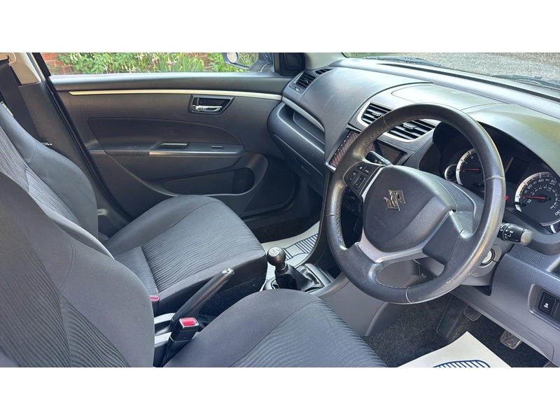 Suzuki Swift 1.2 SZ3 Hatchback 5dr Petrol Manual Euro 5 (94 ps) - U10004236