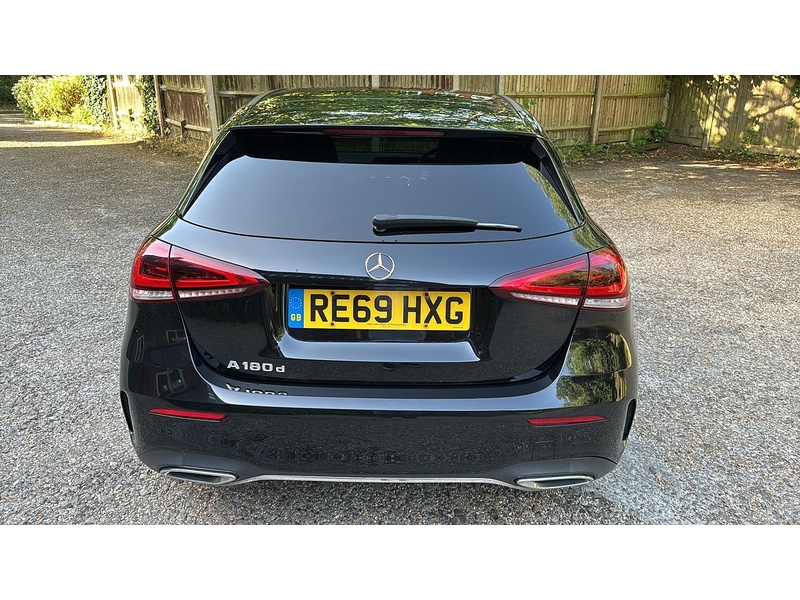 Mercedes-Benz A Class 1.5 A180d AMG Line 7G-DCT Euro 6 (s/s) 5dr - U10004238