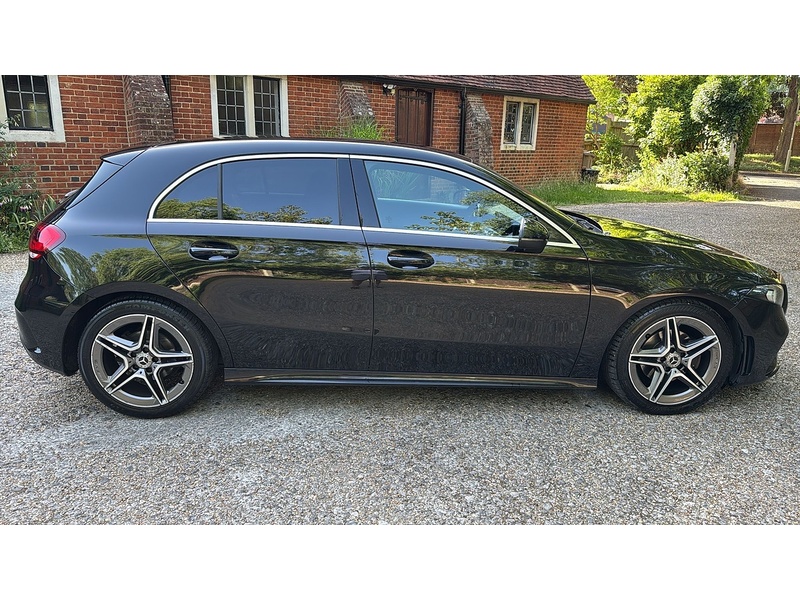 Mercedes-Benz A Class 1.5 A180d AMG Line 7G-DCT Euro 6 (s/s) 5dr - U10004238