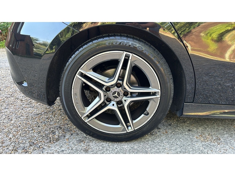 Mercedes-Benz A Class 1.5 A180d AMG Line 7G-DCT Euro 6 (s/s) 5dr - U10004238