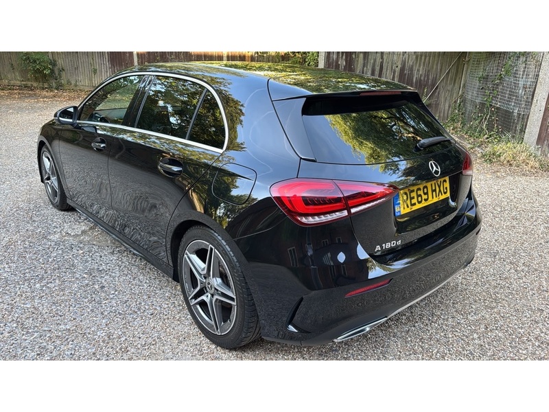 Mercedes-Benz A Class 1.5 A180d AMG Line 7G-DCT Euro 6 (s/s) 5dr - U10004238