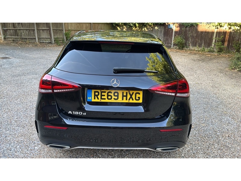 Mercedes-Benz A Class 1.5 A180d AMG Line 7G-DCT Euro 6 (s/s) 5dr - U10004238