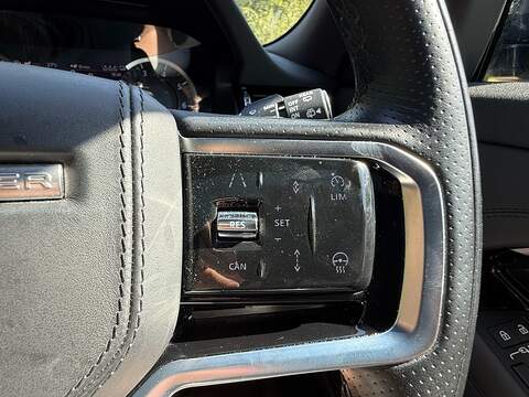 Land Rover Range Rover Evoque 1.5 P300e 12.2kWh R-Dynamic HSE SUV 5dr Petrol Plug-in Hybrid Auto 4WD Euro 6 (s/s) (309 ps) - U10004239