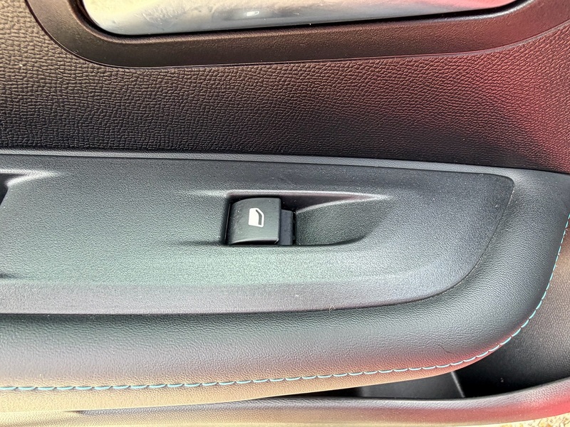 Peugeot 208 1.2 PureTech Allure Premium + Hatchback 5dr Petrol Manual Euro 6 (s/s) (100 ps) - U10004242