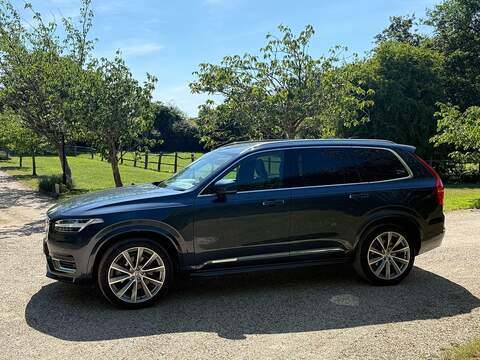 Volvo XC90 2.0h T8 Twin Engine Recharge 11.6kWh Inscription Pro SUV 5dr Petrol Plug-in Hybrid Auto 4WD Euro 6 - U10004243