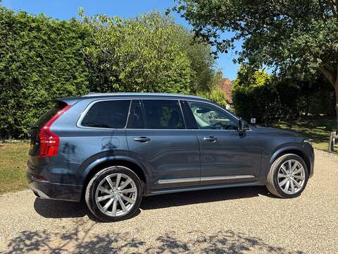 Volvo XC90 2.0h T8 Twin Engine Recharge 11.6kWh Inscription Pro SUV 5dr Petrol Plug-in Hybrid Auto 4WD Euro 6 - U10004243