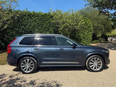 Volvo XC90 2.0h T8 Twin Engine Recharge 11.6kWh Inscription Pro SUV 5dr Petrol Plug-in Hybrid Auto 4WD Euro 6 - U10004243