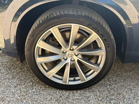 Volvo XC90 2.0h T8 Twin Engine Recharge 11.6kWh Inscription Pro SUV 5dr Petrol Plug-in Hybrid Auto 4WD Euro 6 - U10004243
