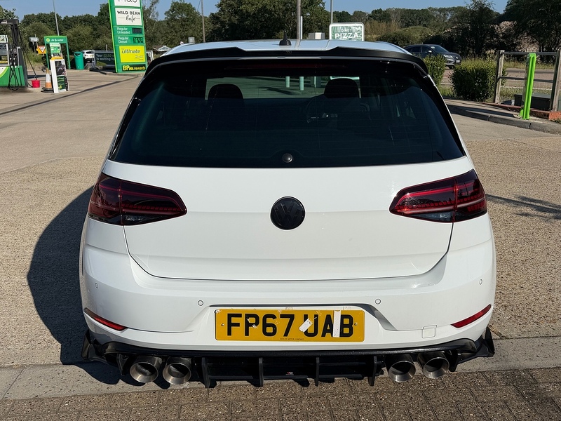 Volkswagen Golf 2.0 TSI R Hatchback 5dr Petrol DSG 4Motion Euro 6 (s/s) (310 ps) - U10004245