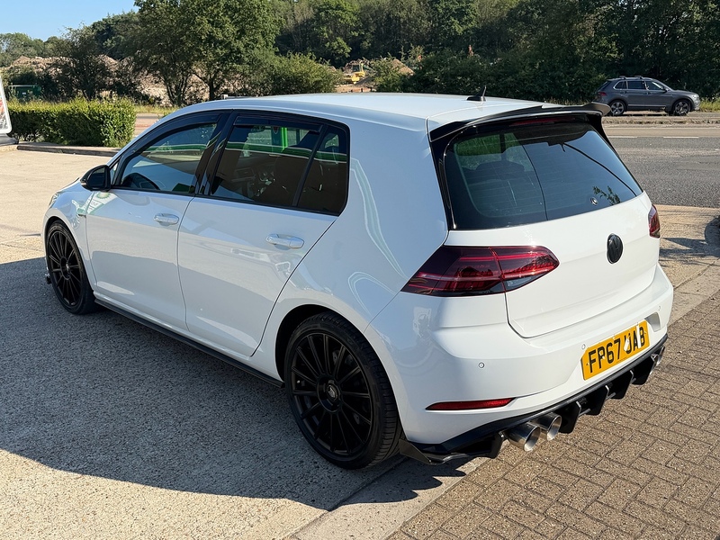 Volkswagen Golf 2.0 TSI R Hatchback 5dr Petrol DSG 4Motion Euro 6 (s/s) (310 ps) - U10004245