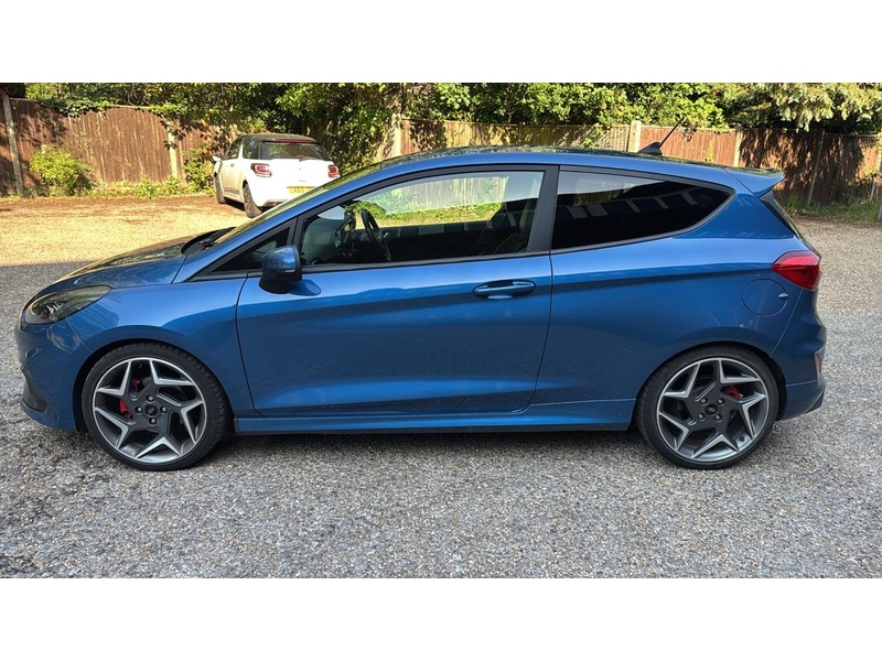 Ford Fiesta 1.5T EcoBoost ST-3 Hatchback 3dr Petrol Manual Euro 6 (200 ps) - U10004246