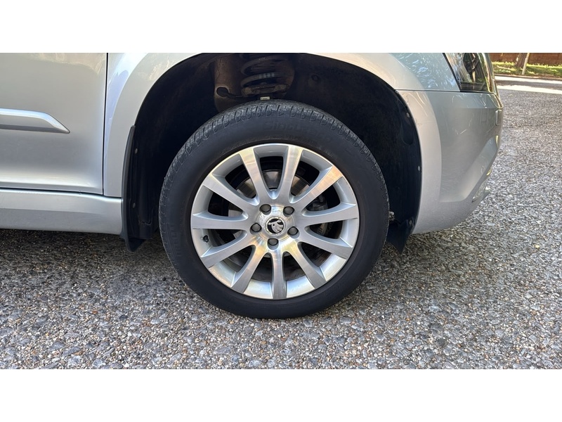 Skoda Yeti 1.2 TSI SE L SUV 5dr Petrol DSG Euro 6 (s/s) (110 ps) - U10004248