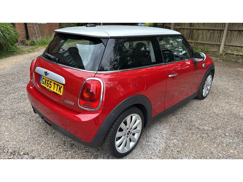 MINI Hatch 1.5 Cooper Hatchback 3dr Petrol Manual Euro 6 (s/s) (136 ps) - U10004251