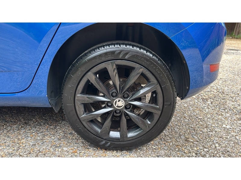 Skoda Fabia 1.0 TSI Colour Edition Hatchback 5dr Petrol Manual Euro 6 (s/s) (95 ps) - U10004252