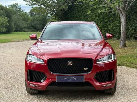 Jaguar F-PACE 3.0 D300 V6 S SUV 5dr Diesel Auto AWD Euro 6 (s/s) (300 ps) - U10004256