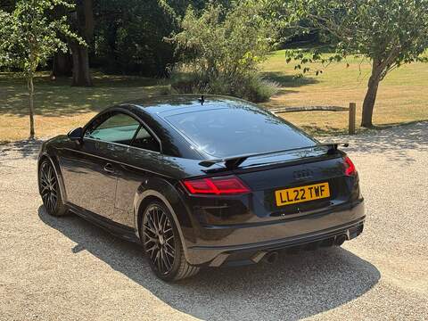 Audi TT 2.0 TFSI 40 Black Edition Coupe 3dr Petrol S Tronic Euro 6 (s/s) (197 ps) - U10004260