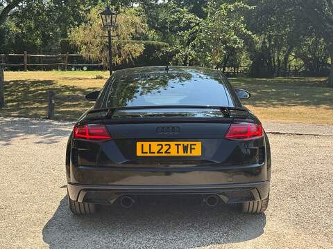 Audi TT 2.0 TFSI 40 Black Edition Coupe 3dr Petrol S Tronic Euro 6 (s/s) (197 ps) - U10004260
