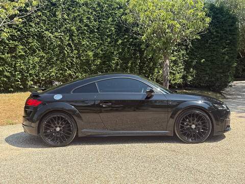 Audi TT 2.0 TFSI 40 Black Edition Coupe 3dr Petrol S Tronic Euro 6 (s/s) (197 ps) - U10004260