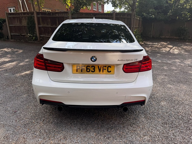 BMW 3 Series 3.0 335i ActiveHybrid 3 M Sport Saloon 4dr Petrol Hybrid Auto Euro 6 (s/s) (340 ps) - U10004264